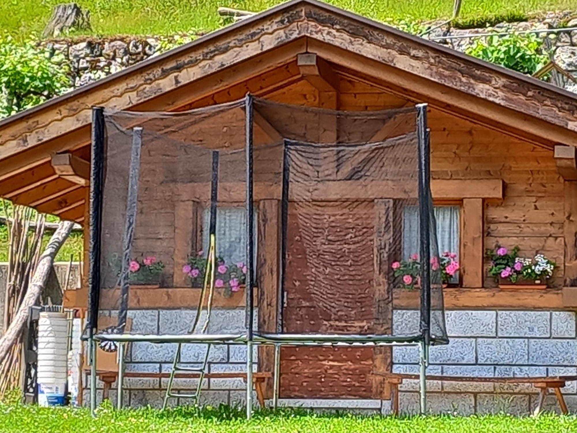 B&B Piazzi Di Katia คาแดร์โซเน ภายนอก รูปภาพ