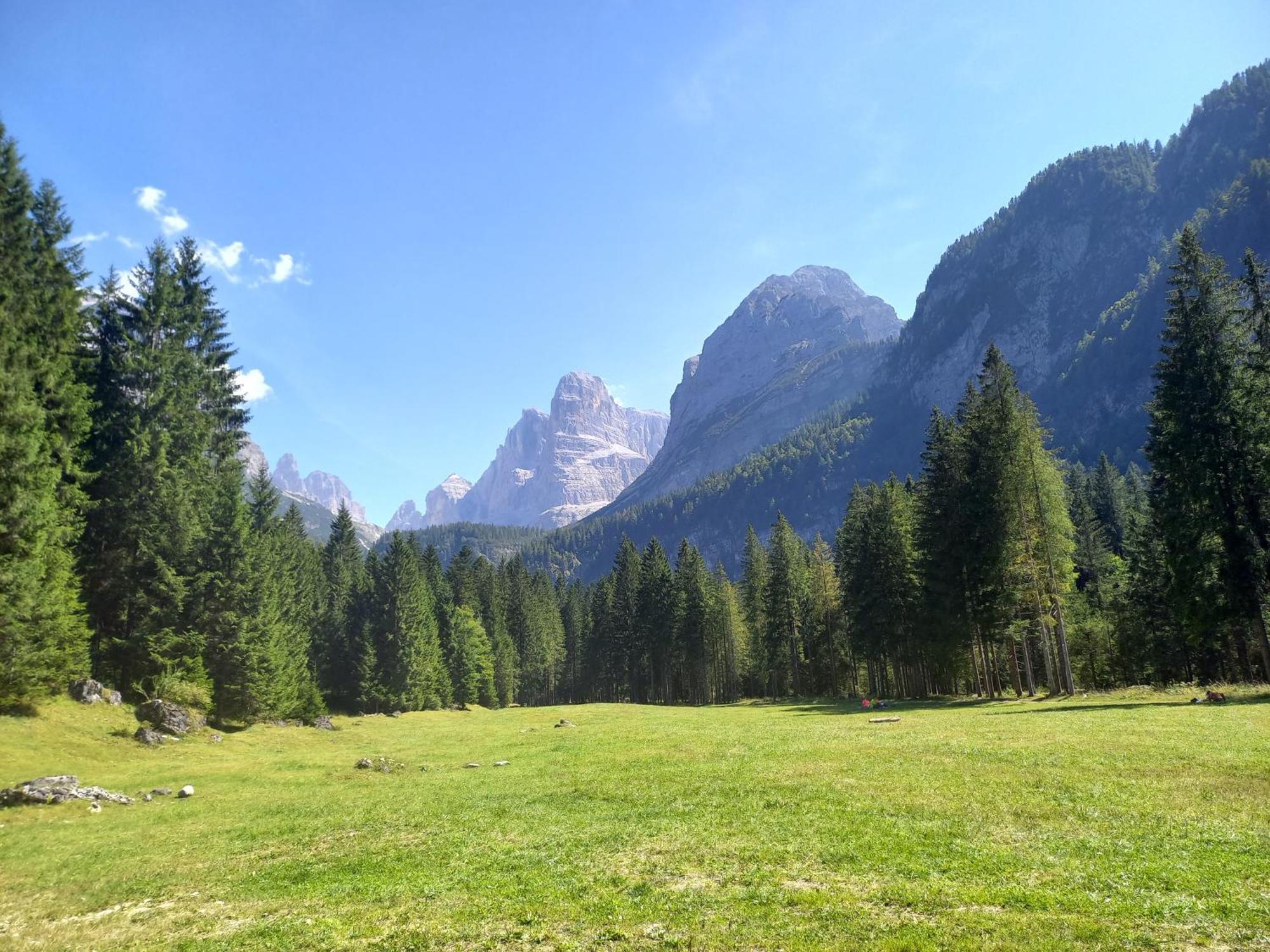 B&B Piazzi Di Katia คาแดร์โซเน ภายนอก รูปภาพ